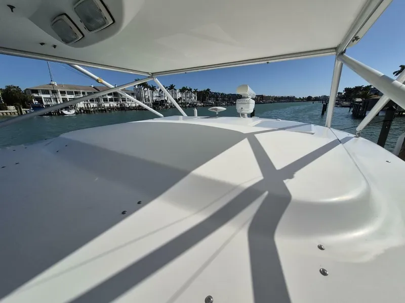 Slide: The Image of Riviera 4000 Offshore 2004 - 24