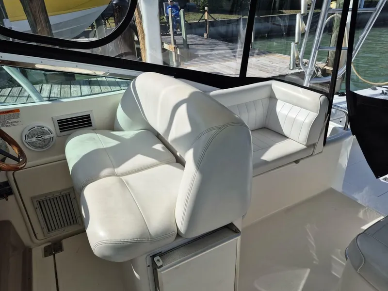 Slide: The Image of Riviera 4000 Offshore 2004 - 32