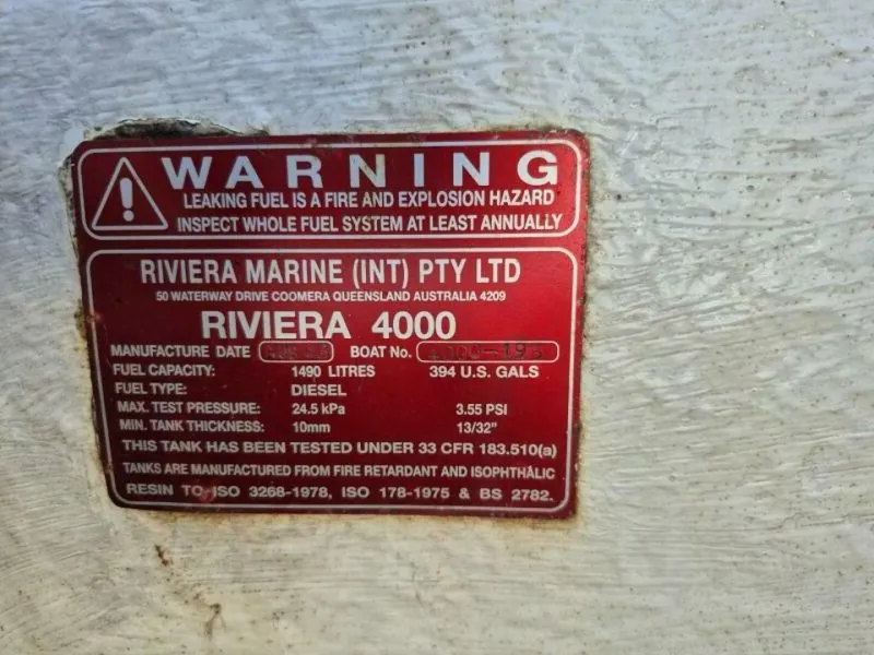 Slide: The Image of Riviera 4000 Offshore 2004 - 42