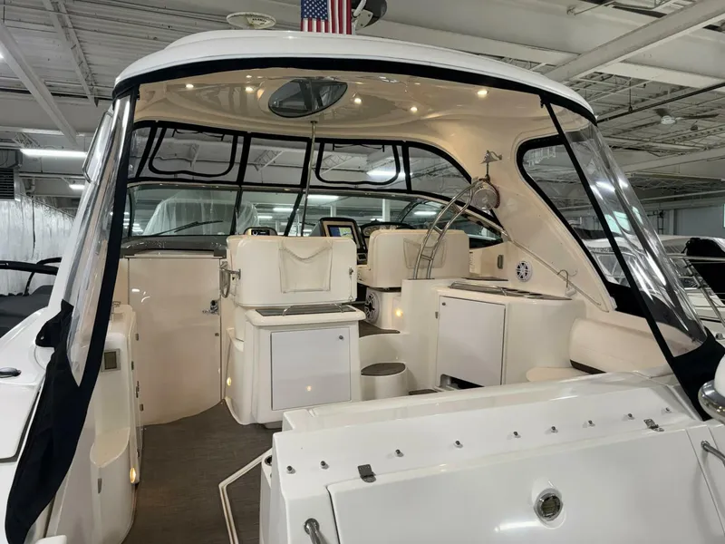 Slide: The Image of Cruisers 420 Express 2005 - 5