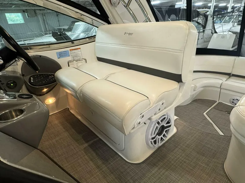 Slide: The Image of Cruisers 420 Express 2005 - 9