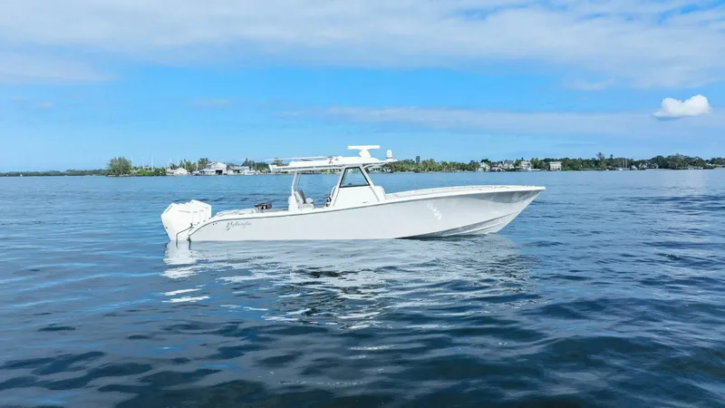 The Image of Yellowfin 39 Offshore 2023 - 0