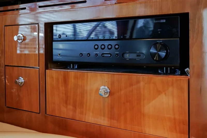 Slide: The Image of Hatteras 50 Convertible 2005 - 22