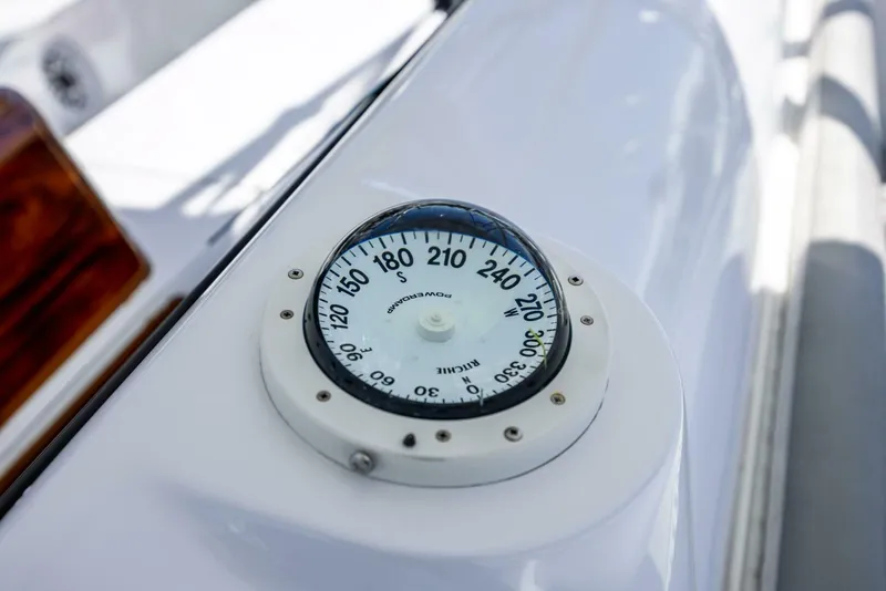 Slide: The Image of Hatteras 50 Convertible 2005 - 59