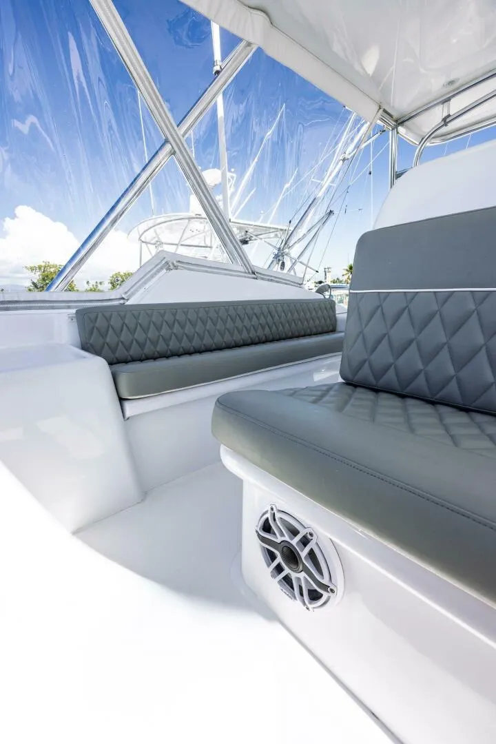 Slide: The Image of Hatteras 50 Convertible 2005 - 62