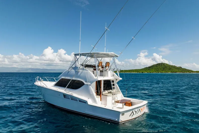 Slide: The Image of Hatteras 50 Convertible 2005 - 87