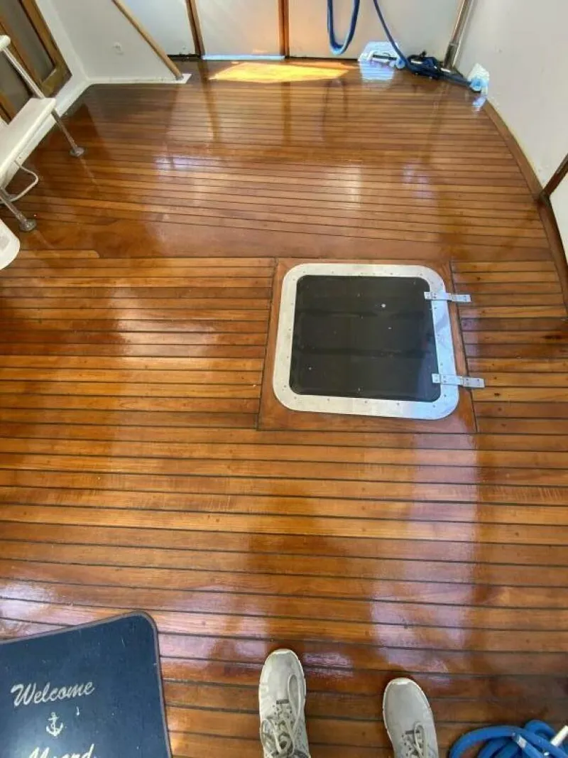 Slide: The Image of President 41 Double Cabin Motor Yacht 1987 - 16