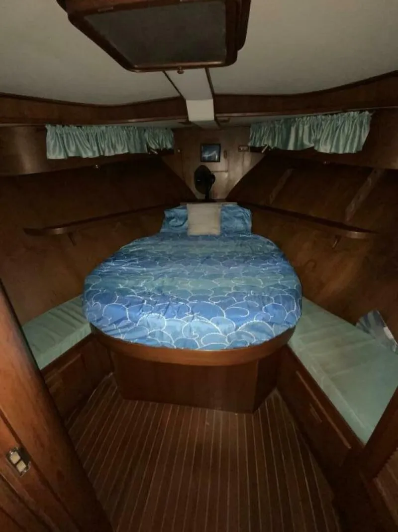 Slide: The Image of President 41 Double Cabin Motor Yacht 1987 - 53