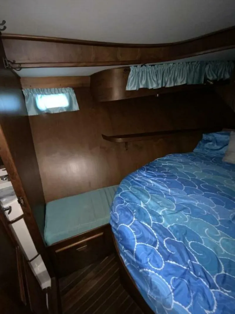 Slide: The Image of President 41 Double Cabin Motor Yacht 1987 - 55