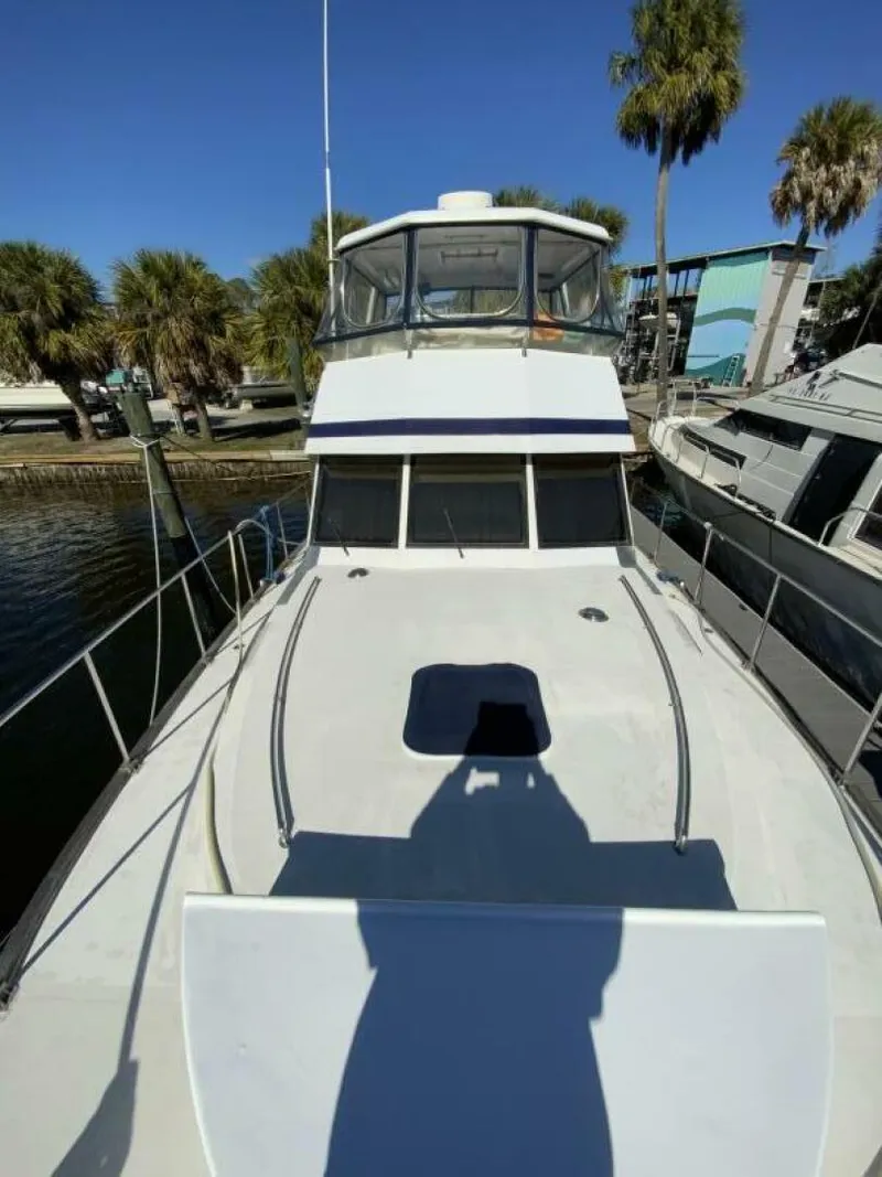 Slide: The Image of President 41 Double Cabin Motor Yacht 1987 - 84