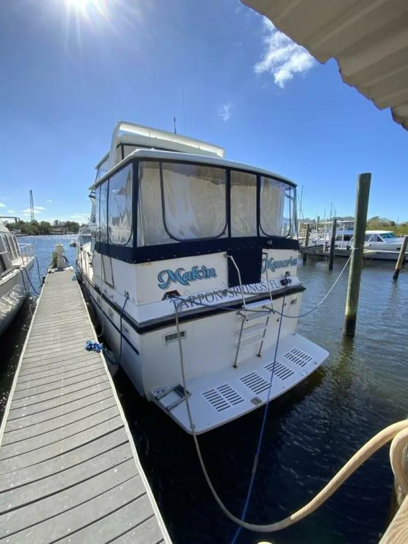 Slide: The Image of President 41 Double Cabin Motor Yacht 1987 - 9