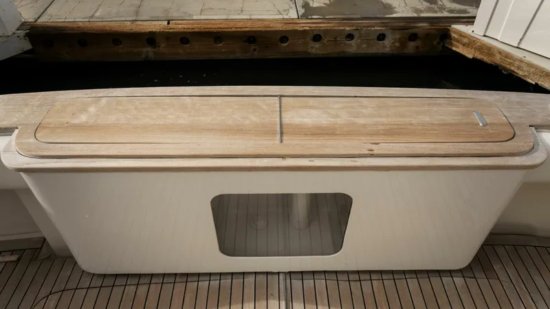 Slide: The Image of Bertram 67 Convertible 2003 - 18