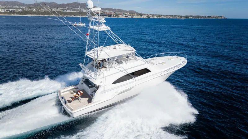 Slide: The Image of Bertram 67 Convertible 2003 - 37