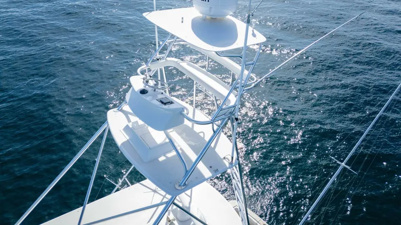 Slide: The Image of Bertram 67 Convertible 2003 - 8