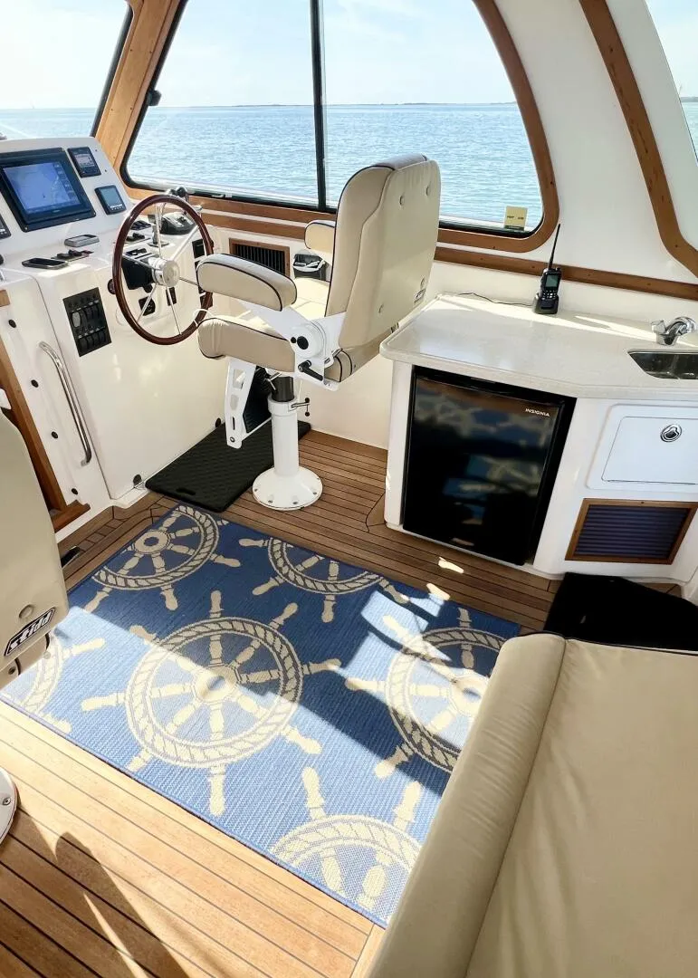 Slide: The Image of Sabre 38 Hard Top Express 2006 - 18