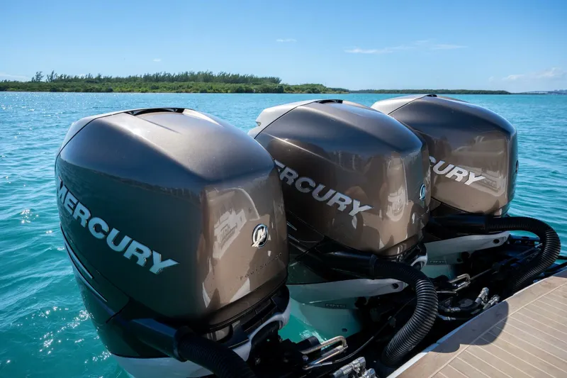 Slide: The Image of Formula 350 Crossover Bowrider OB 2018 - 31