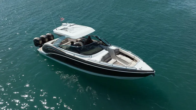 Slide: The Image of Formula 350 Crossover Bowrider OB 2018 - 4
