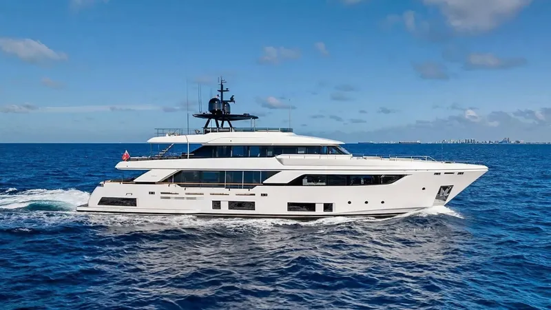 The Image of Custom Navetta 37 2022 - 0