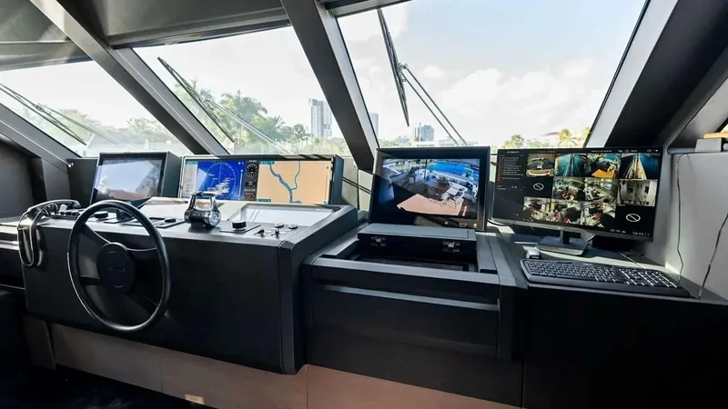 Slide: The Image of Custom Navetta 37 2022 - 11