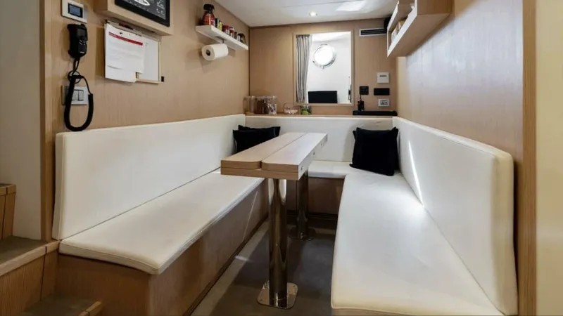 Slide: The Image of Custom Navetta 37 2022 - 21
