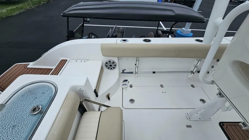 Slide: The Image of Sea Fox 2018 - 12