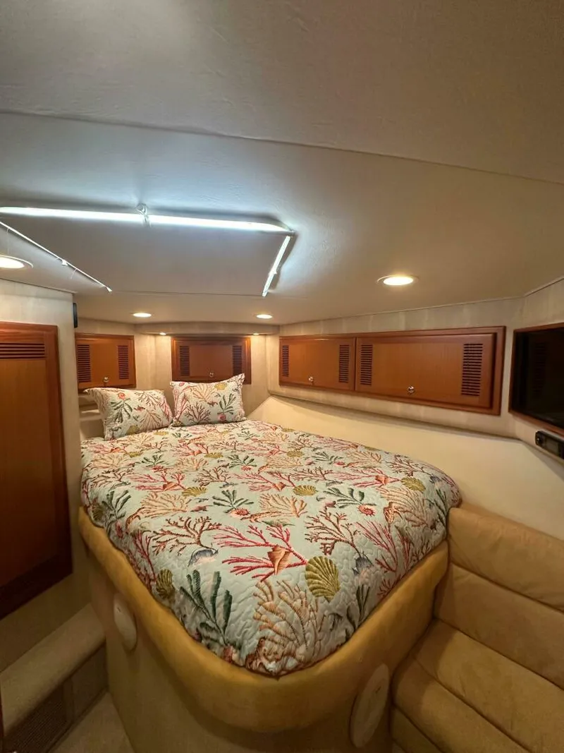 Slide: The Image of Cabo 48 Flybridge 2004 - 29