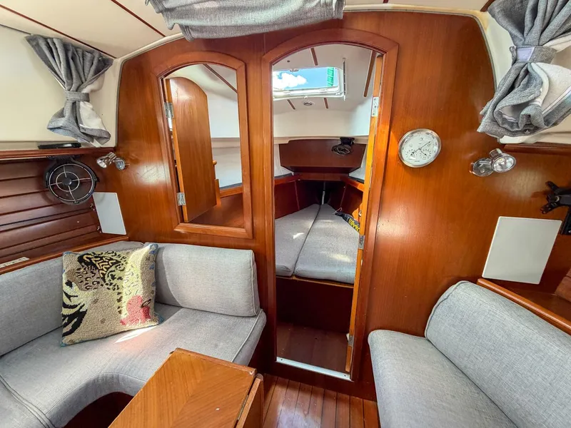 Slide: The Image of Beneteau 36 CC 1998 - 12