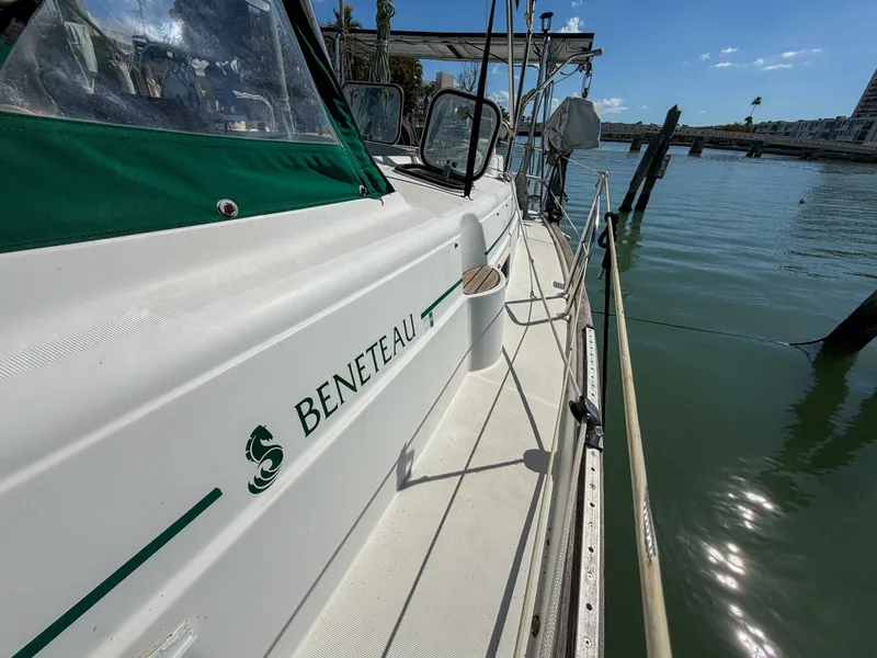 Slide: The Image of Beneteau 36 CC 1998 - 65
