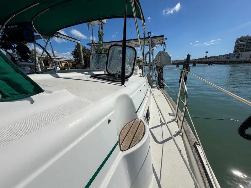 Slide: The Image of Beneteau 36 CC 1998 - 66