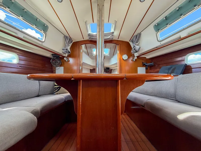 Slide: The Image of Beneteau 36 CC 1998 - 7
