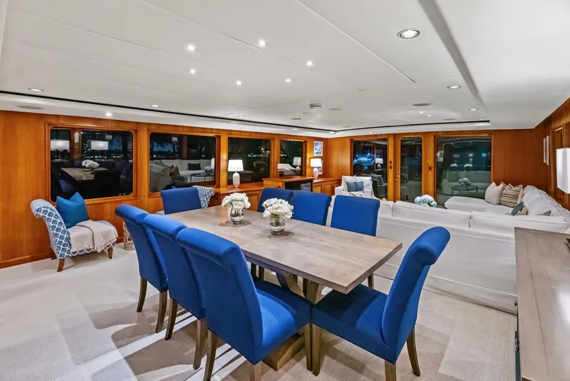 Slide: The Image of Burger Raised Pilothouse 1998 - 5