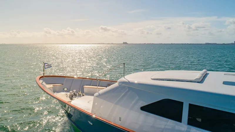 Slide: The Image of Burger Raised Pilothouse 1998 - 52