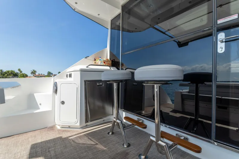 Slide: The Image of Cruisers Yachts 45 Cantius 2018 - 11