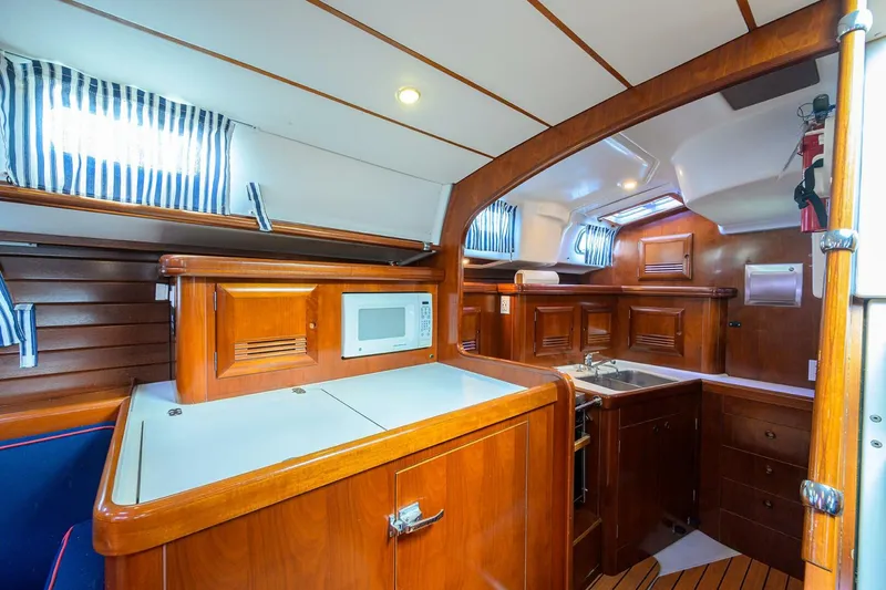 Slide: The Image of Beneteau 2003 - 19