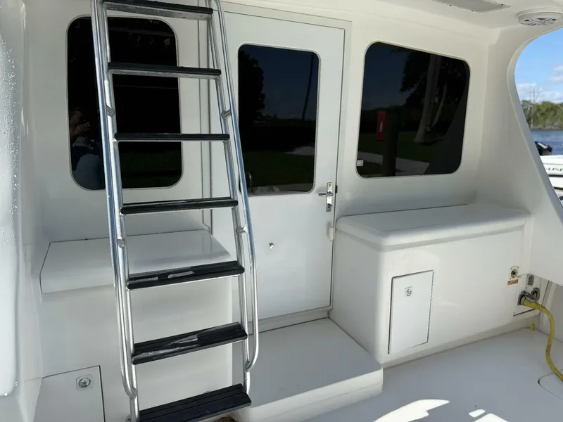 Slide: The Image of Luhrs 38 Convertible 2005 - 2