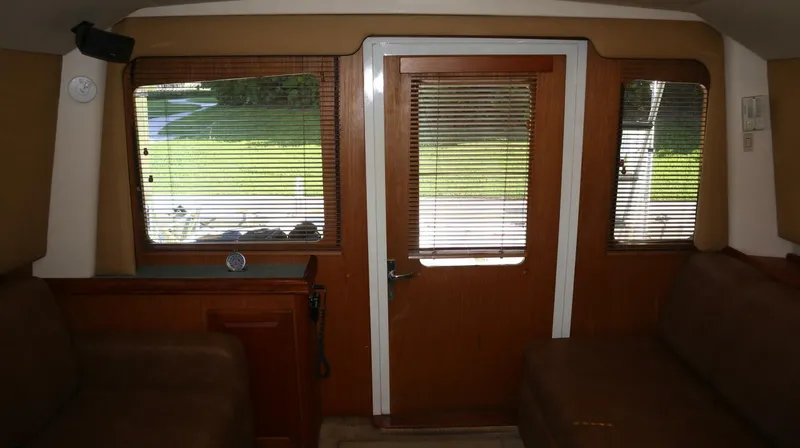 Slide: The Image of Luhrs 38 Convertible 2005 - 21