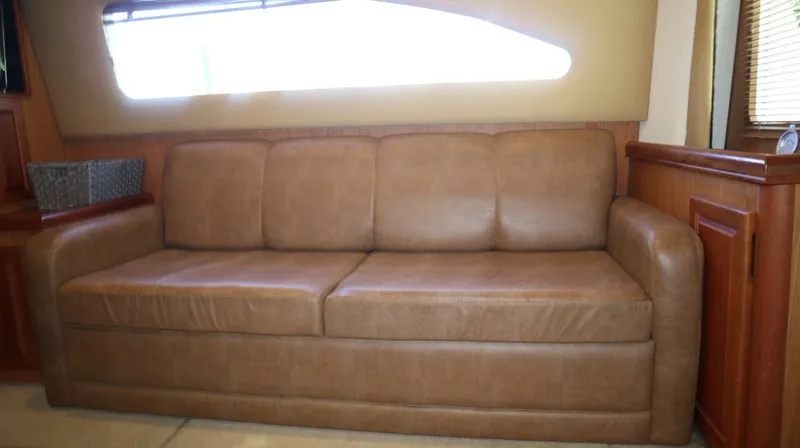 Slide: The Image of Luhrs 38 Convertible 2005 - 22
