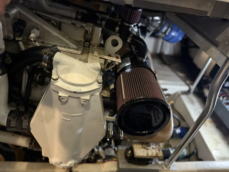 Slide: The Image of Luhrs 38 Convertible 2005 - 79