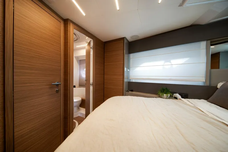 Slide: The Image of Ferretti 450 Fly 2018 - 11