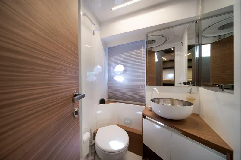 Slide: The Image of Ferretti 450 Fly 2018 - 12
