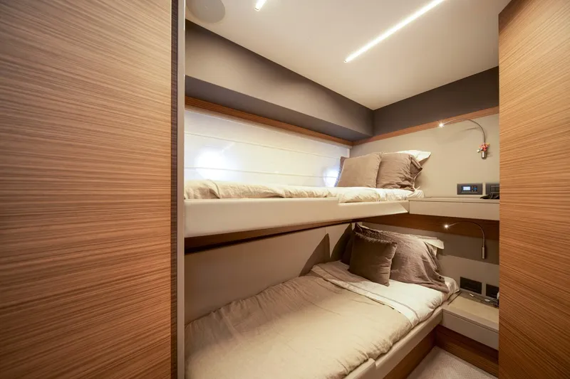 Slide: The Image of Ferretti 450 Fly 2018 - 13