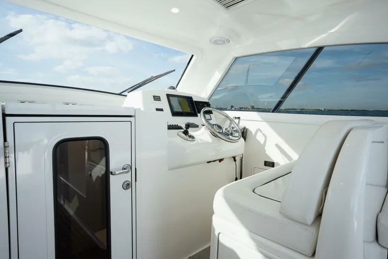 Slide: The Image of Viking 37 Billfish 2018 - 30