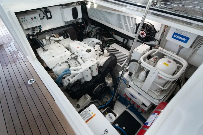 Slide: The Image of Viking 37 Billfish 2018 - 35
