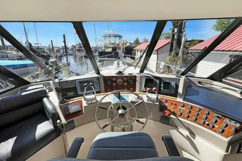 Slide: The Image of Bayliner 4788 1998 - 17