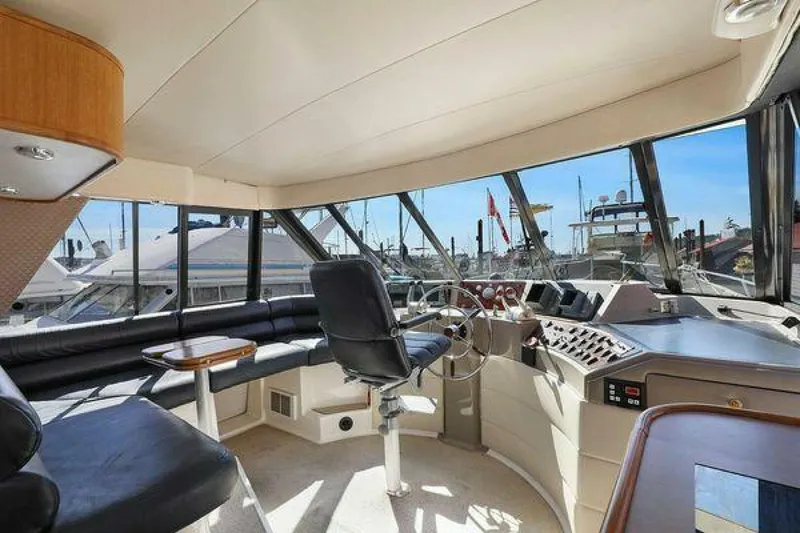 Slide: The Image of Bayliner 4788 1998 - 19
