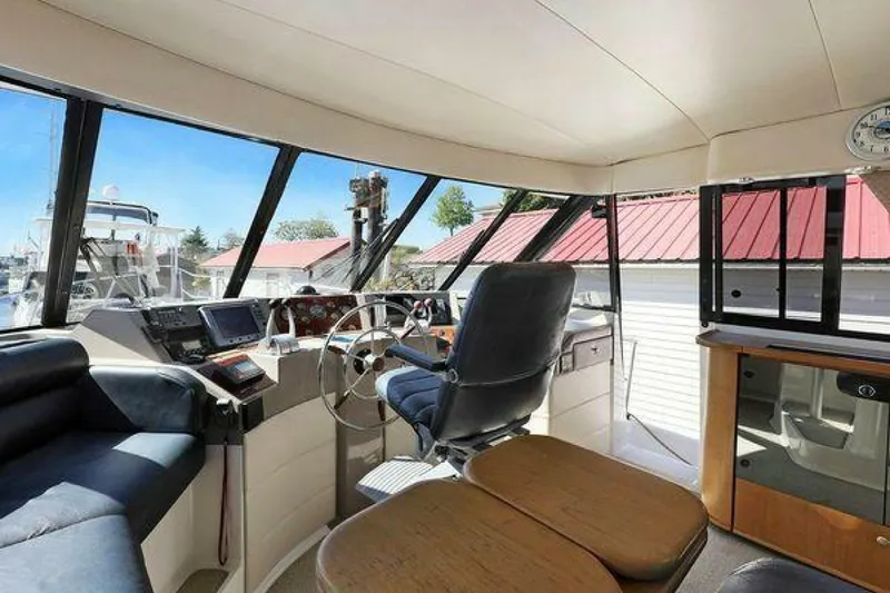 Slide: The Image of Bayliner 4788 1998 - 20