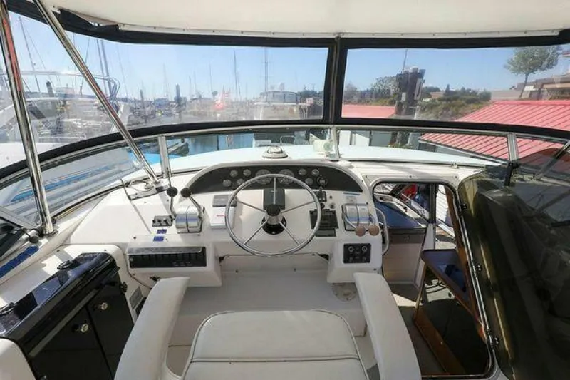 Slide: The Image of Bayliner 4788 1998 - 22