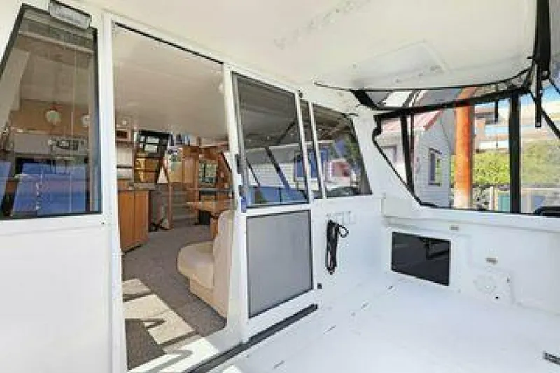 Slide: The Image of Bayliner 4788 1998 - 25