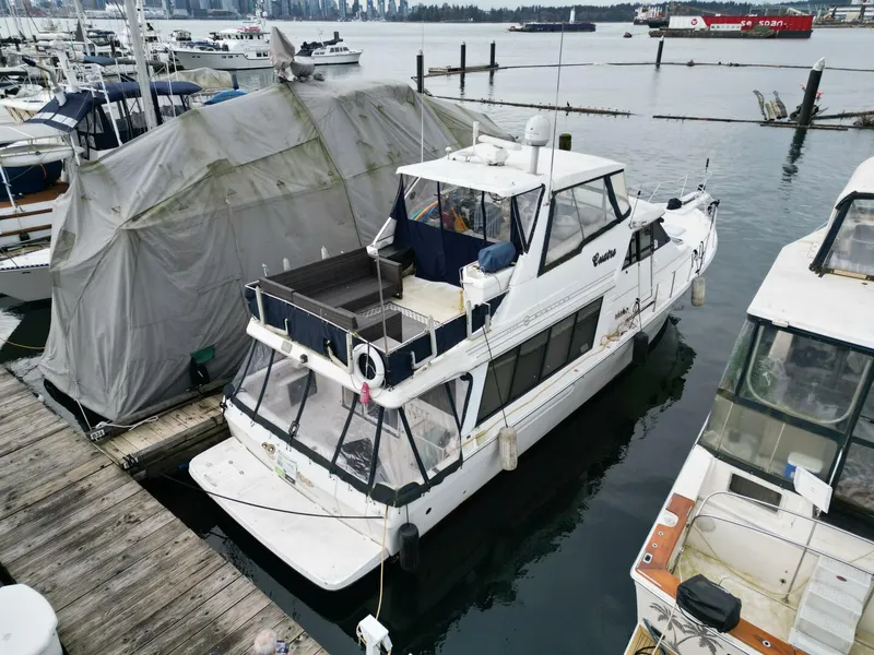 Slide: The Image of Bayliner 4788 1998 - 3
