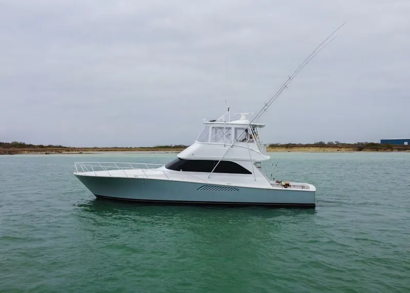 The Image of Viking 52 Convertible 2005 - 0